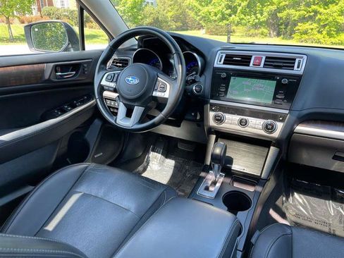 Used 2016 Subaru Outback 3.6R Limited AWD/4WD image 25
