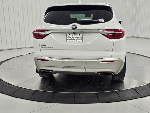 Used 2020 Buick Enclave Essence w/ Sound and Sites Package AWD/4WD image 4