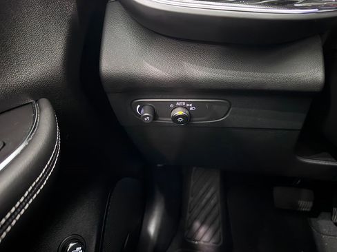 Certified 2023 Buick Envision Preferred AWD/4WD image 21