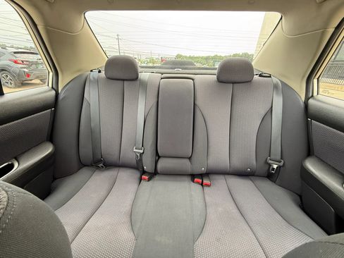Used 2009 Nissan Versa Sedan w/ Convenience Pkg FWD image 33
