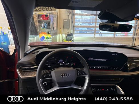 New 2025 Audi Q5 2.0T Premium Plus image 16
