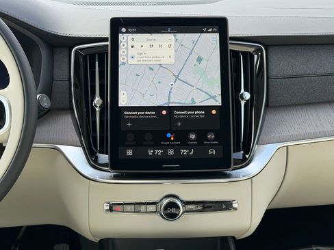 New 2026 Volvo XC90 T8 Ultra w/ Protection Package Premier image 12