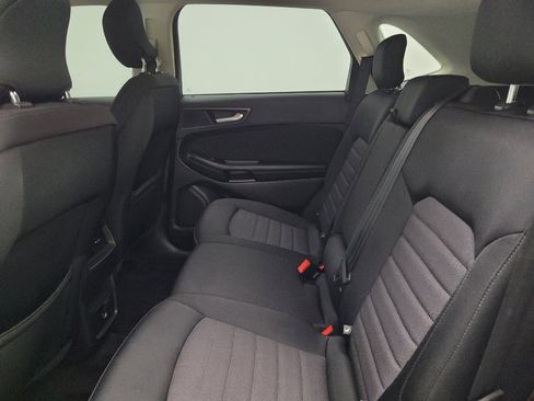 Used 2017 Ford Edge SE AWD/4WD image 18