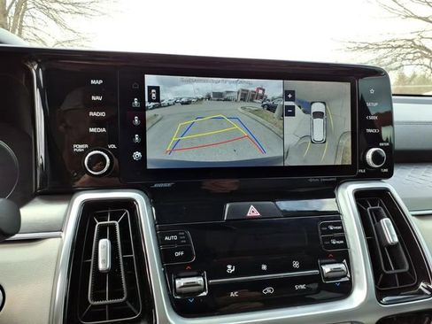 Used 2022 Kia Sorento SX image 14
