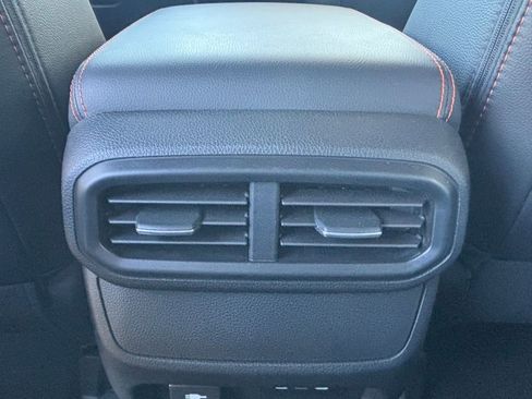 Used 2025 Honda Passport TrailSport image 18