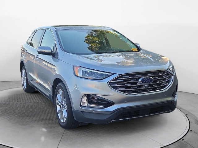 Used 2020 Ford Edge Titanium w/ Equipment Group 301A FWD image 7