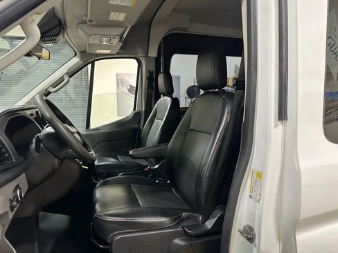 Used 2020 Ford Transit 150 Medium Roof image 20
