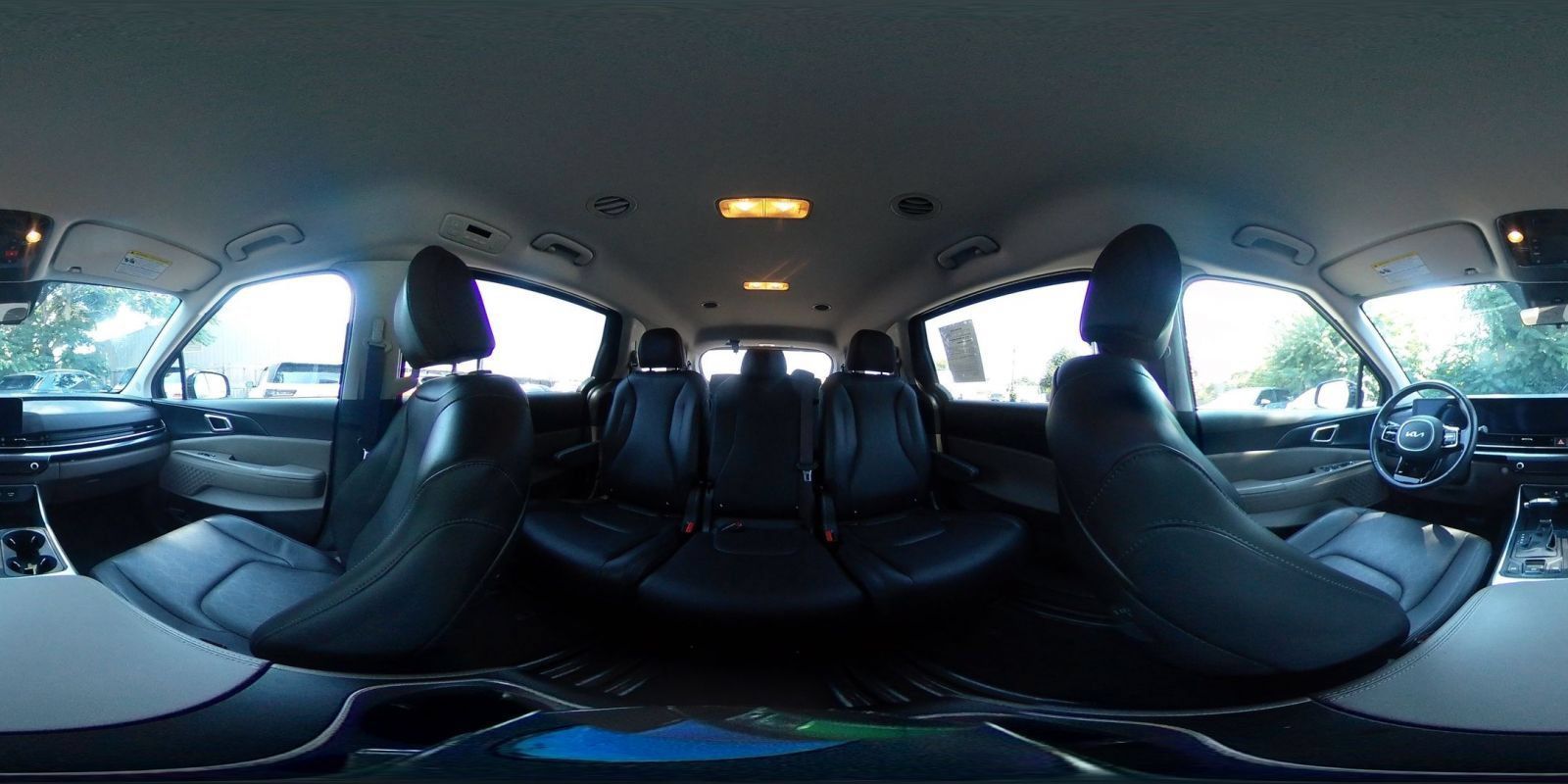 Used 2026 Kia Carnival FWD image 41