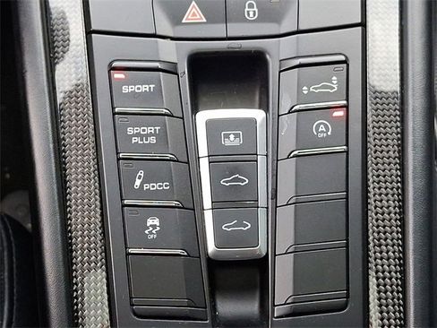 Used 2015 Porsche 911 Turbo image 23