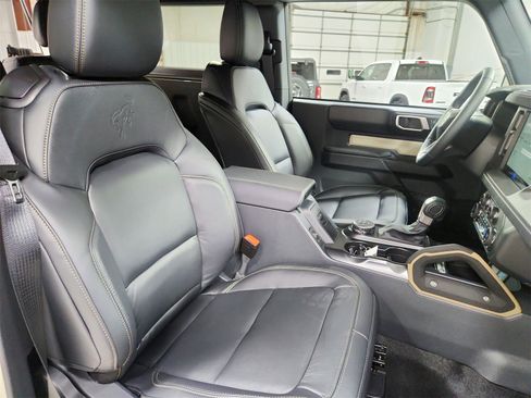 New 2025 Ford Bronco Badlands image 38