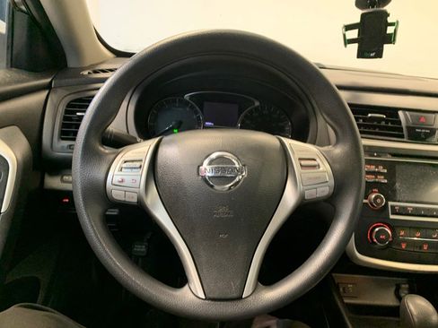 Used 2016 Nissan Altima 2.5 S FWD image 17