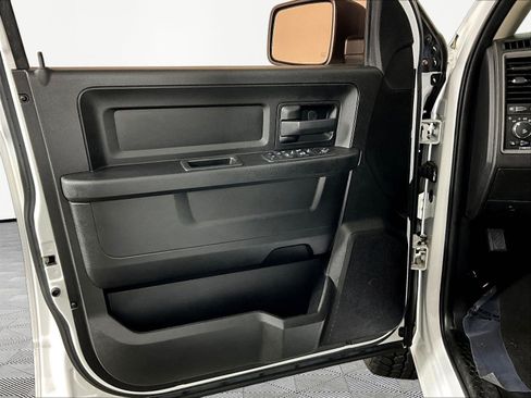 Used 2019 RAM 1500 Express w/ Wheel & Sound Group AWD/4WD image 21