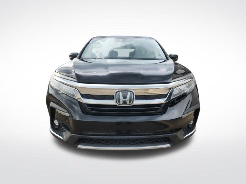 Used 2021 Honda Pilot Touring image 2