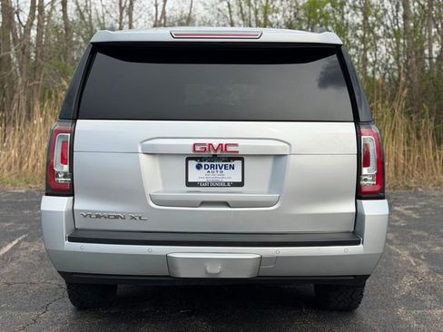 Used 2016 GMC Yukon XL SLE AWD/4WD image 10