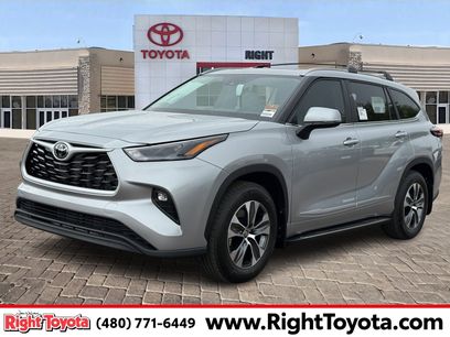 New 2025 Toyota Highlander XLE