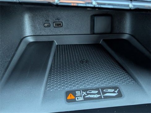 New 2026 Chevrolet Traverse RS image 22