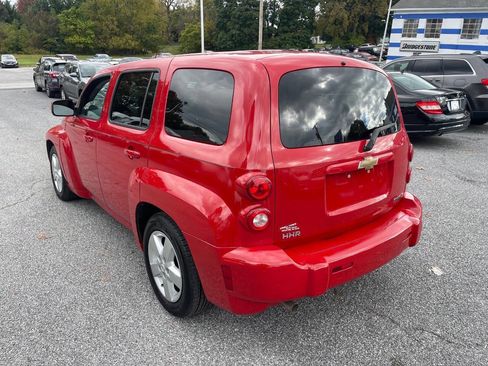 Used 2011 Chevrolet HHR LT image 4