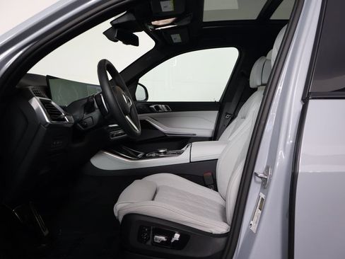 Certified 2026 BMW X5 sDrive40i w/ M Sport Package RWD image 10