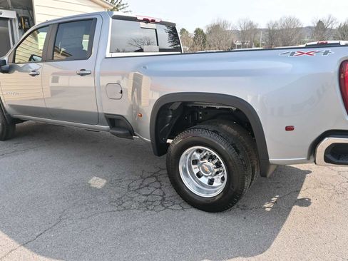 New 2026 Chevrolet Silverado 3500 LT w/ All Star Edition image 7