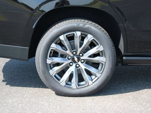 New 2026 Chevrolet Tahoe High Country AWD/4WD image 16