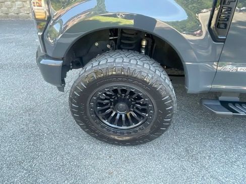 Used 2021 Ford F250 Lariat AWD/4WD image 10