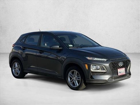 Used 2019 Hyundai Kona SE image 3