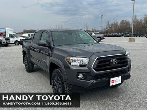 Certified 2023 Toyota Tacoma SR5 image 1