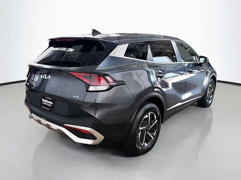 Used 2023 Kia Sportage LX AWD/4WD image 9