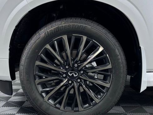 New 2026 INFINITI QX80 Autograph AWD/4WD image 12