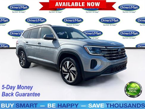 Used 2025 Volkswagen Atlas SE image 1