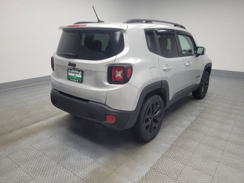 Used 2017 Jeep Renegade Altitude image 9