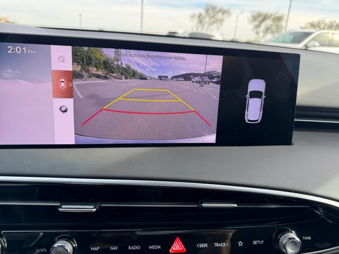 Used 2026 Genesis GV70 2.5T Select image 29