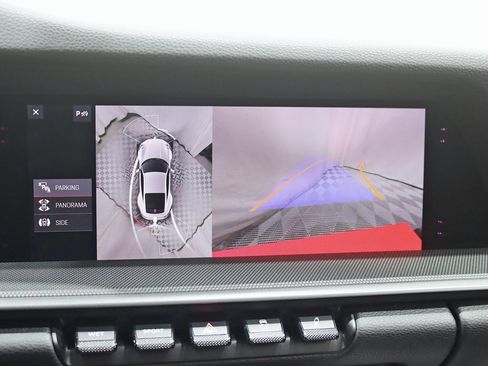 Used 2021 Porsche 911 Carrera image 18