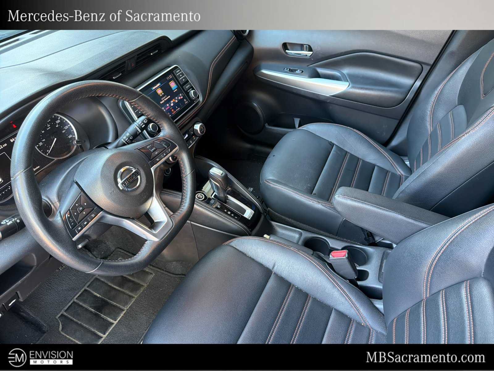 Used 2019 Nissan Kicks SR w/ SR Premium Package FWD image 9