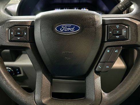 Used 2021 Ford F350 XL w/ Power Equipment Group image 17