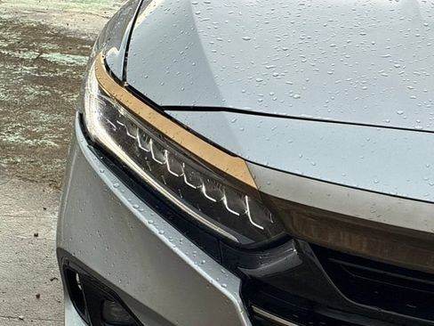 Used 2022 Honda Accord Sport Special Edition image 9