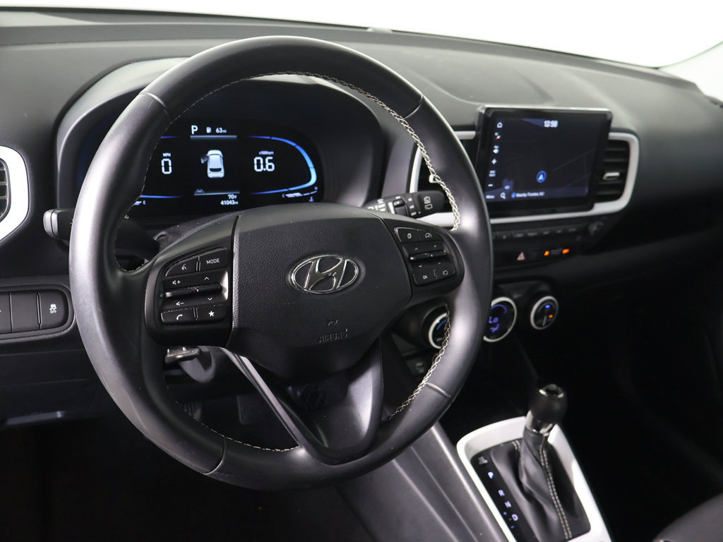 Certified 2023 Hyundai Venue Limited FWD image 23