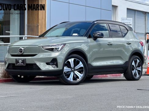 Used 2023 Volvo XC40 Recharge Plus AWD/4WD image 1