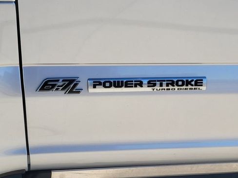 Used 2021 Ford F350 Platinum w/ FX4 Off-Road Package image 16