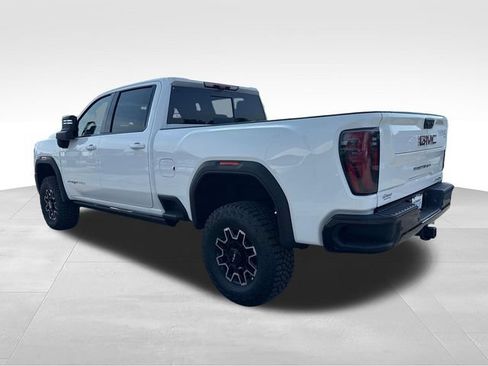 New 2026 GMC Sierra 2500 AT4X w/ LPO, Black Badging Package AWD/4WD image 3