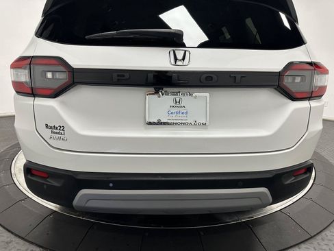 Certified 2024 Honda Pilot EX-L image 12