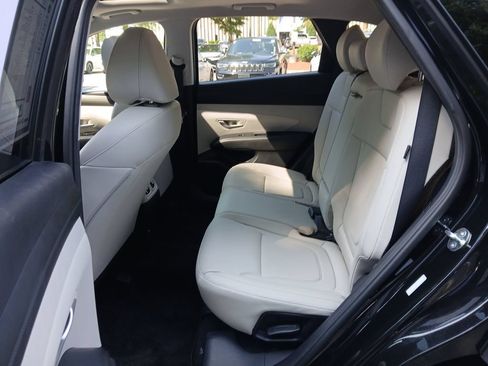 Used 2025 Hyundai Tucson SEL AWD/4WD image 33
