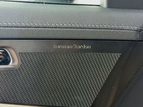 New 2026 Volvo XC90 T8 Ultra w/ Protection Package Premier image 19