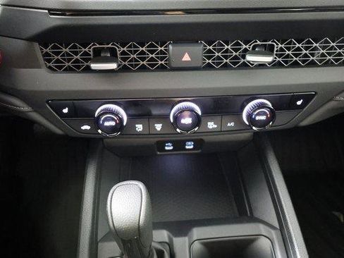 New 2025 Honda Accord SE image 16