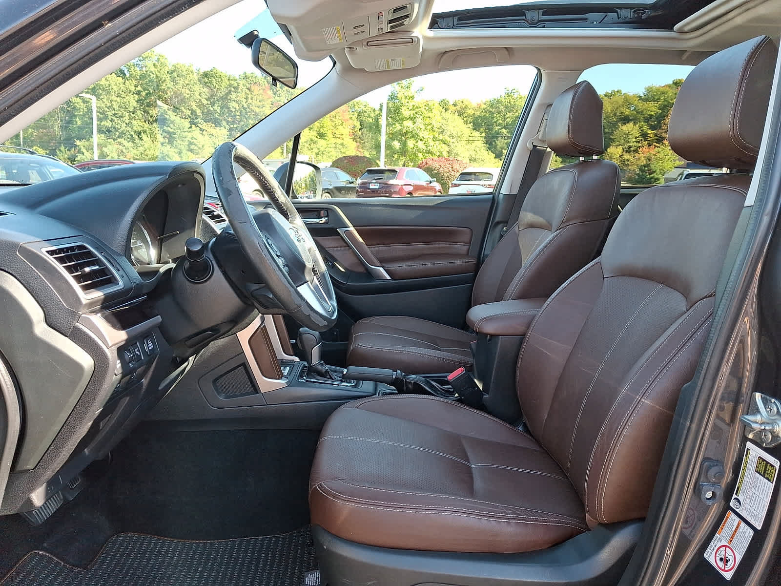 Used 2017 Subaru Forester 2.5i Touring AWD/4WD image 14