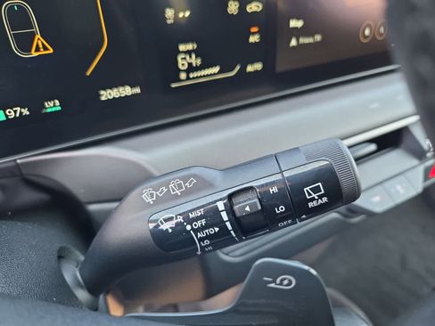 Certified 2024 Kia EV9 Wind image 24