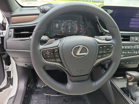 Used 2025 Lexus ES 350 w/ Premium Package FWD image 23