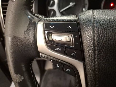 Used 2016 Toyota Land Cruiser AWD/4WD image 21
