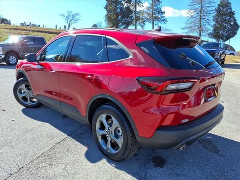 Used 2025 Ford Escape ST-Line w/ Tech Pack #1 image 7