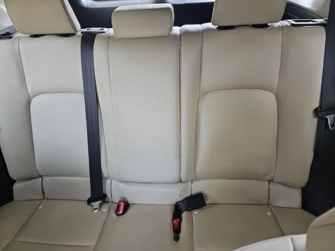 Used 2012 Lexus CT 200h Premium FWD image 15